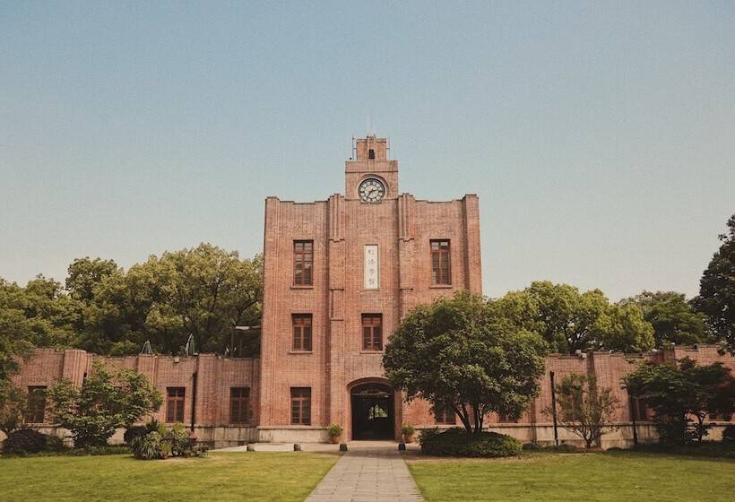 ホテル Lakeside Courtyard By Jinspecial