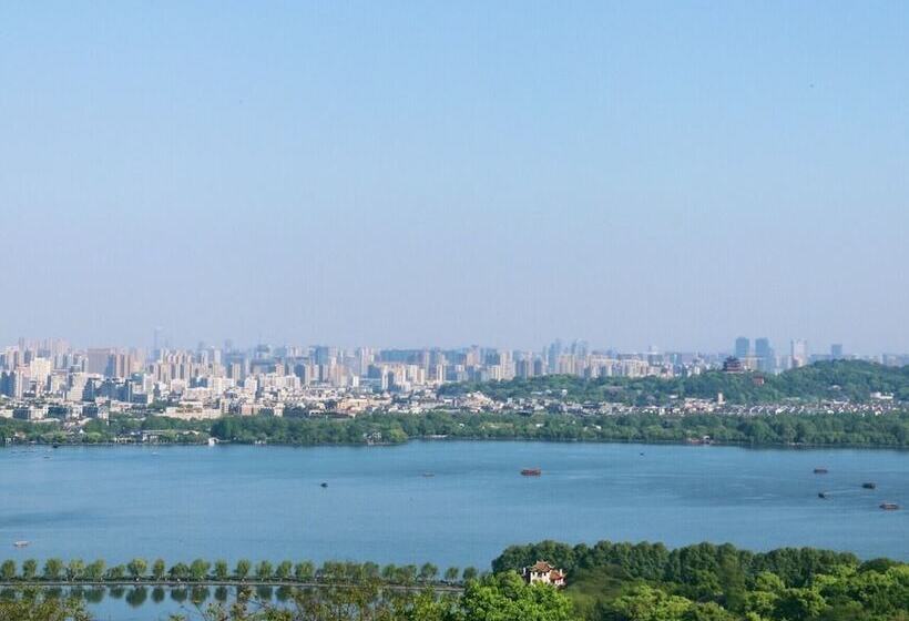 ホテル Lakeside Courtyard By Jinspecial