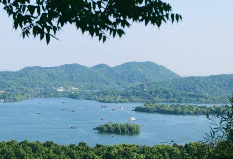 ホテル Lakeside Courtyard By Jinspecial