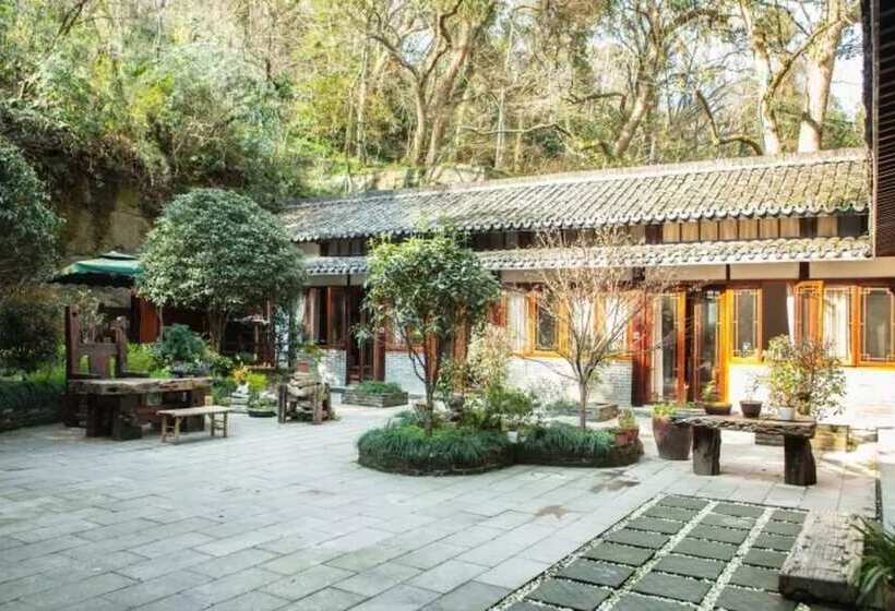 ホテル Lakeside Courtyard By Jinspecial