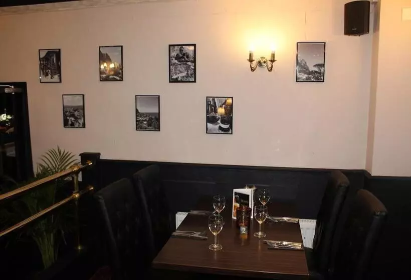 No.2 Hotel And Restaurant