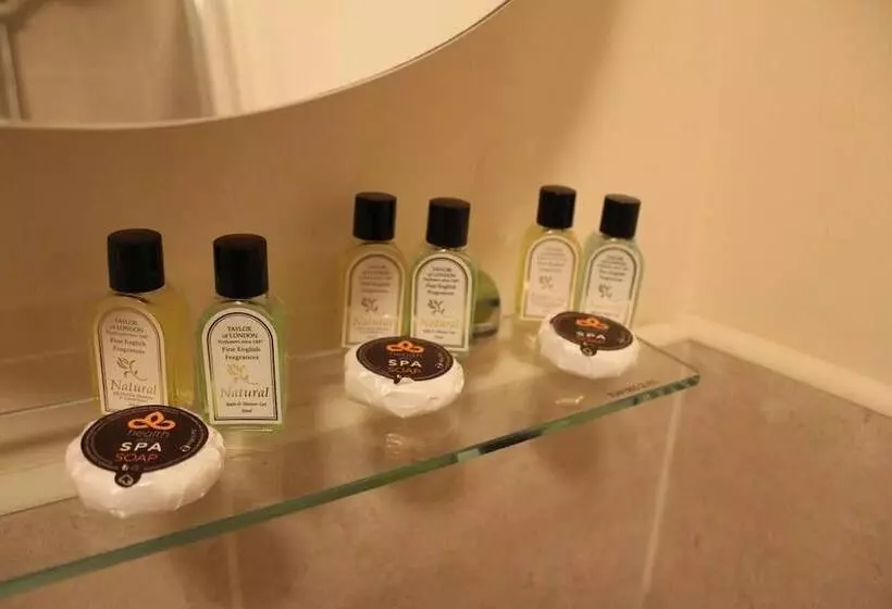 No.2 Hotel And Restaurant