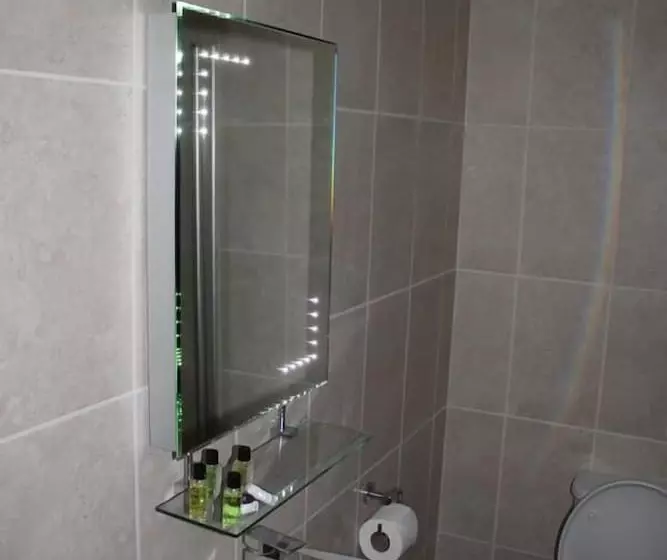 No.2 Hotel And Restaurant