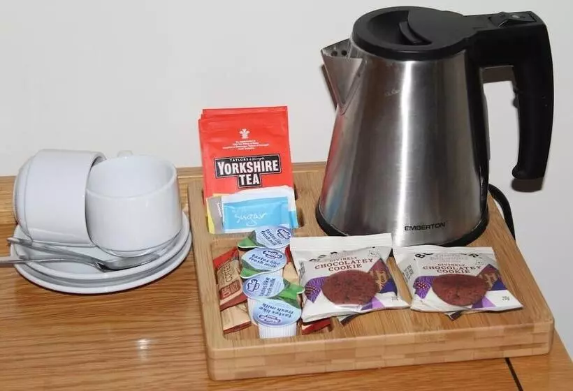 No.2 Hotel And Restaurant