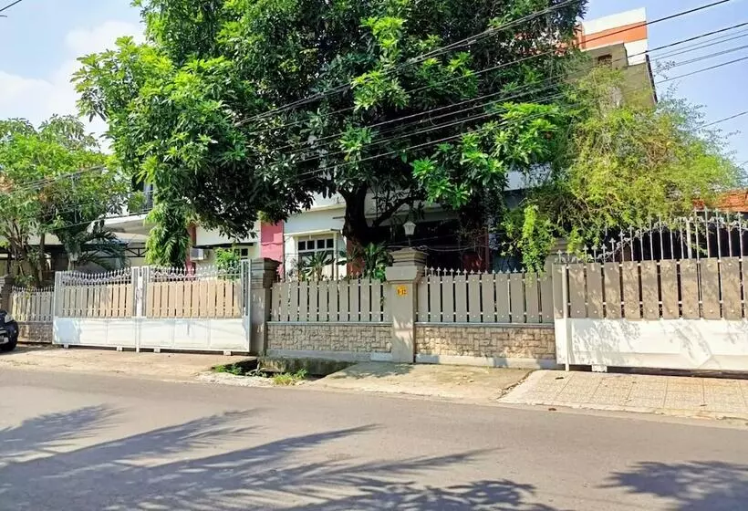 Hotelli Oyo 91332 City-m Urban Homestay