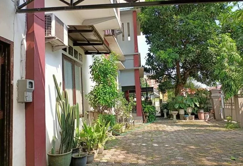 Hotelli Oyo 91332 City-m Urban Homestay