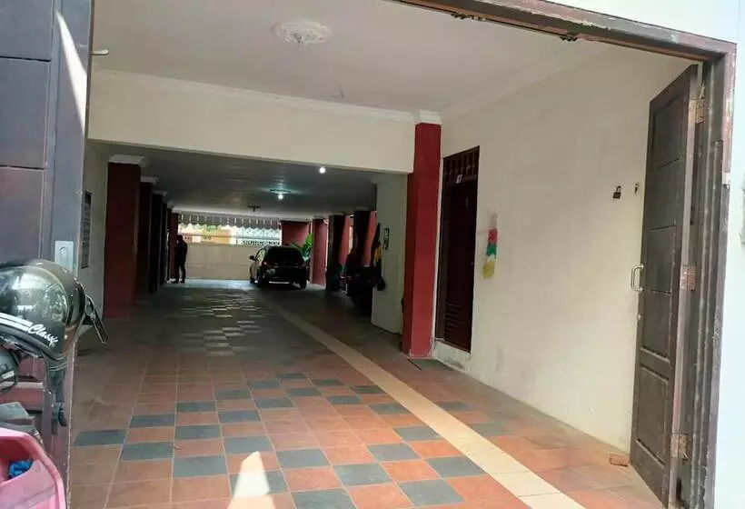 Hotelli Oyo 91332 City-m Urban Homestay