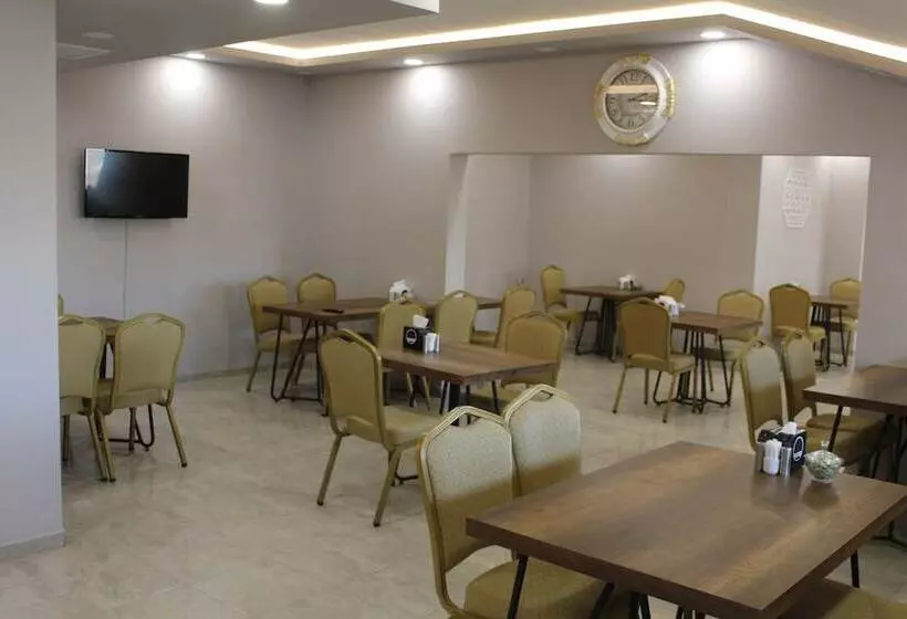Pointbreak Otel