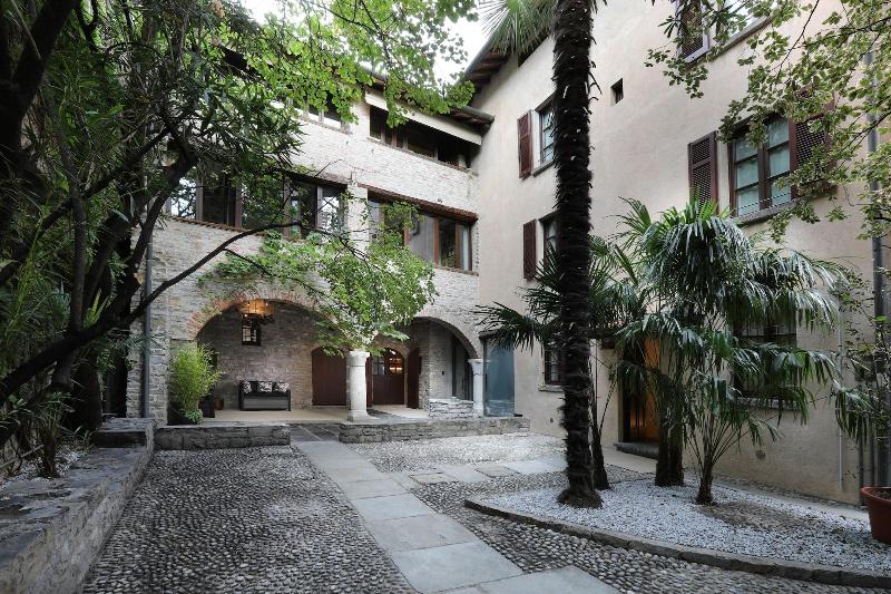 Hôtel Suites & Atelier Lake Como