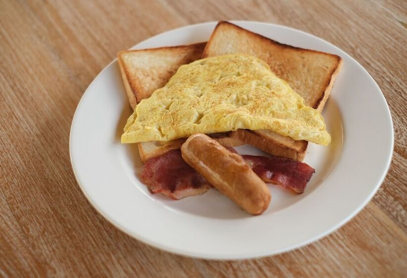 Sujiwa Ubud Hotel & Villa