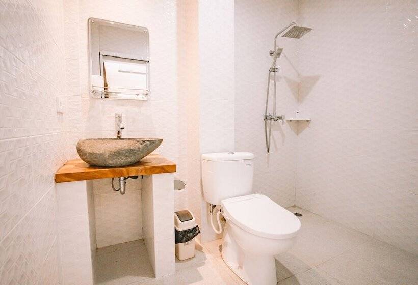 Sujiwa Ubud Hotel & Villa