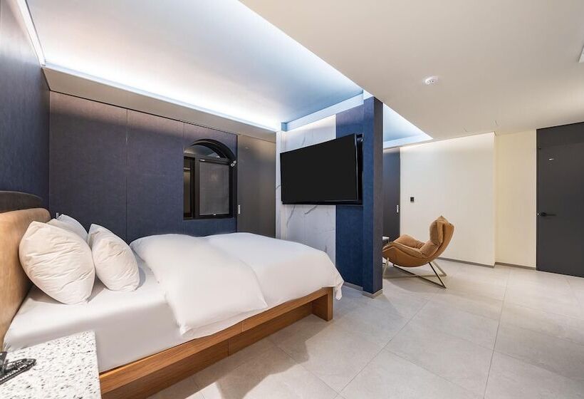 Отель Sungshin University Station R