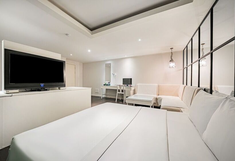 Отель Sungshin University Station R