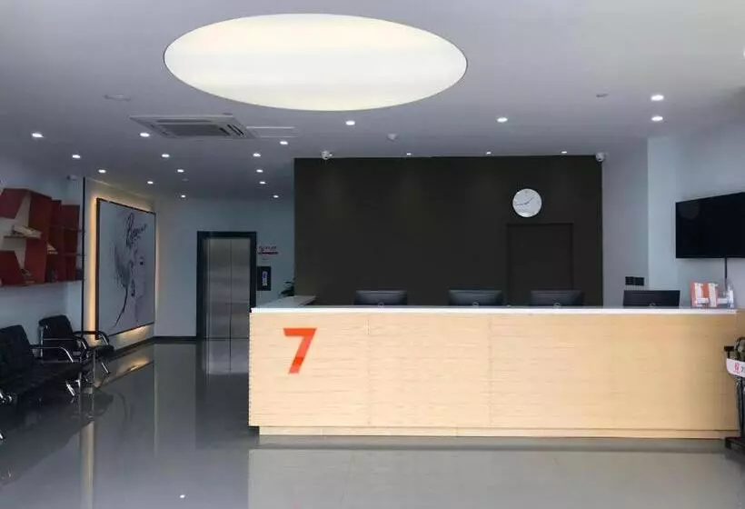 Hotelli 7 Days Premium Zibo Huantai Xinyu Building