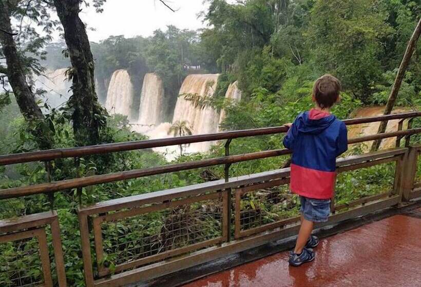 Hotel Ambay Suites & Dorms