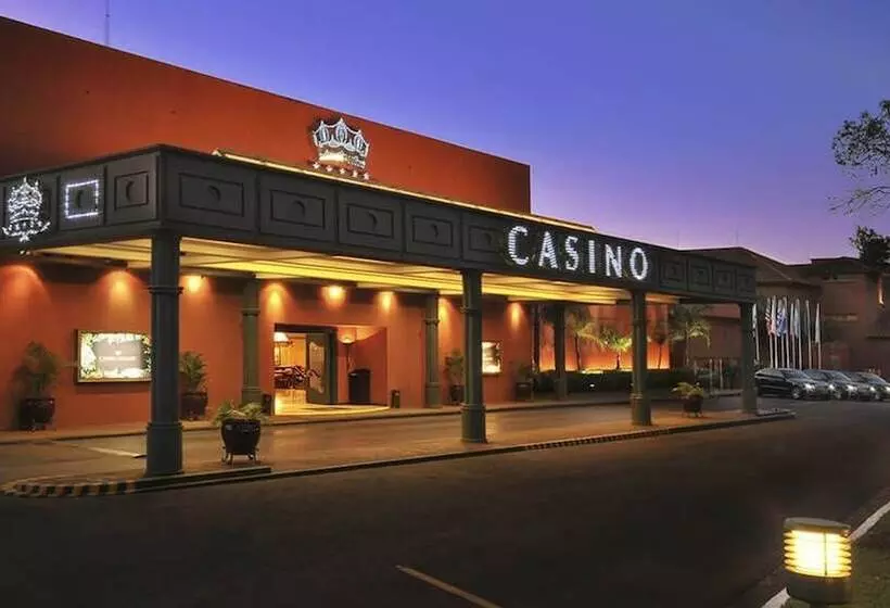 Hotelli Ambay Suites & Dorms