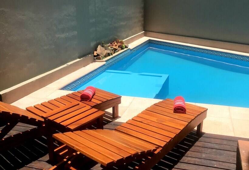 Hotel Ambay Suites & Dorms