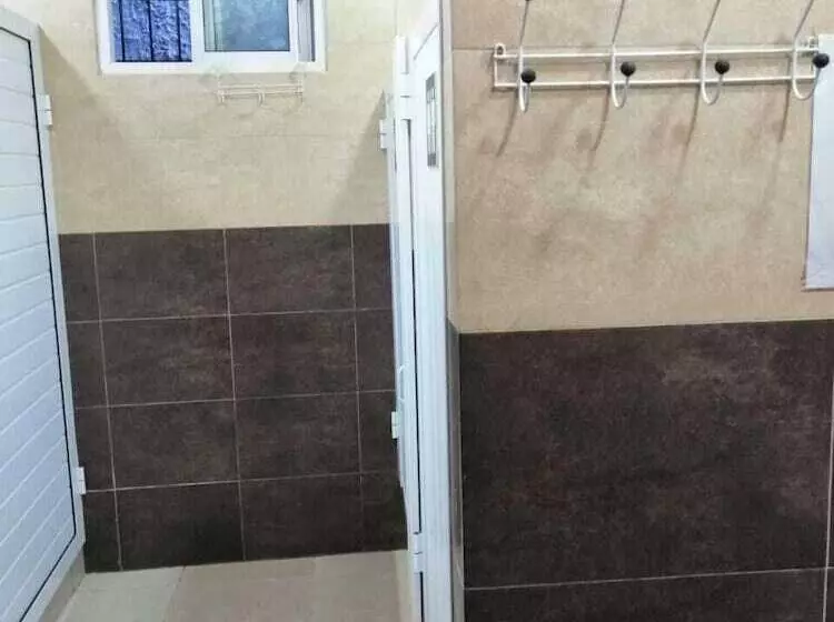 Hotelli Ambay Suites & Dorms