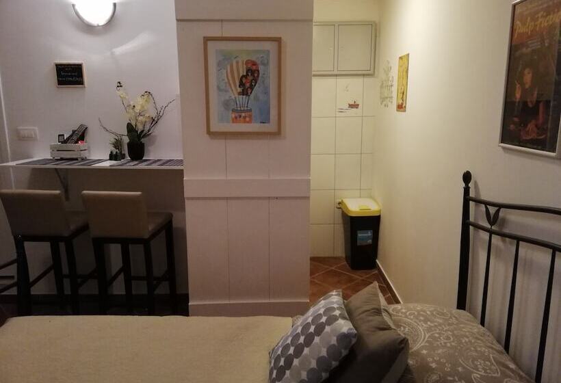 Hotel Axis City Center