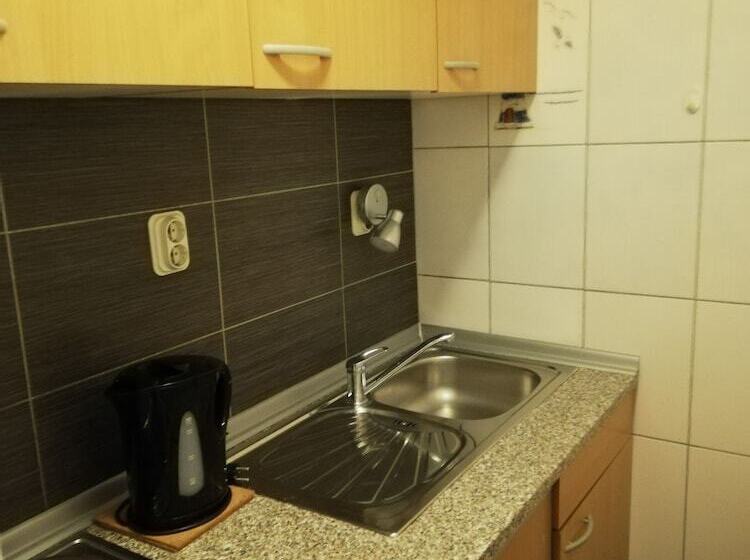 Hotel Axis City Center