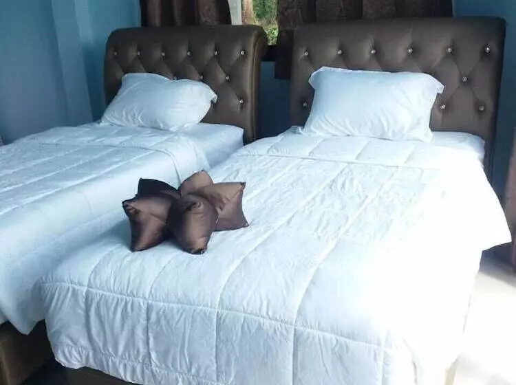 هتل Baan Suan San Rak