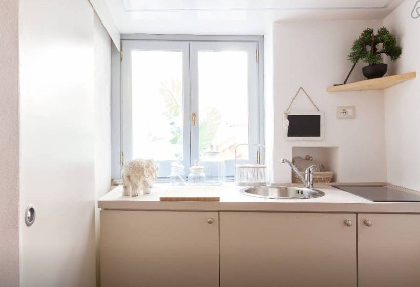 هتل Navona Vita Suites