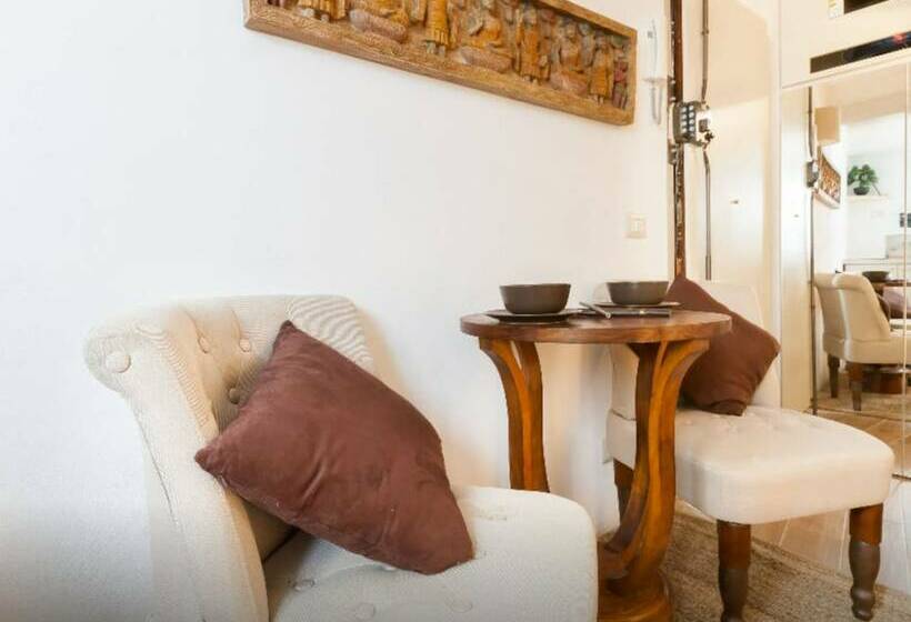 هتل Navona Vita Suites