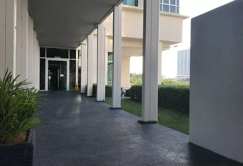 Hotelli Fabulous Mutiara Ville Cyberjaya
