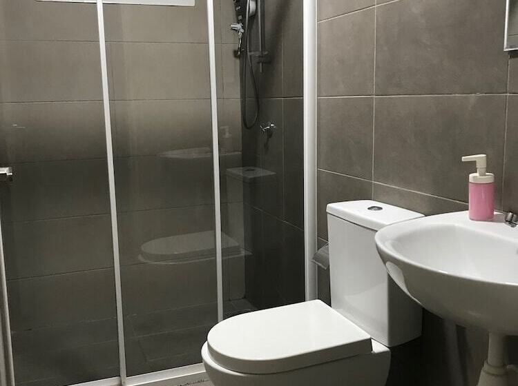 בית מלון כפרי Fabulous Mutiara Ville Cyberjaya