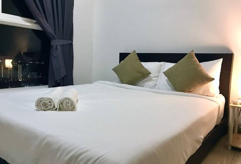 בית מלון כפרי Fabulous Mutiara Ville Cyberjaya