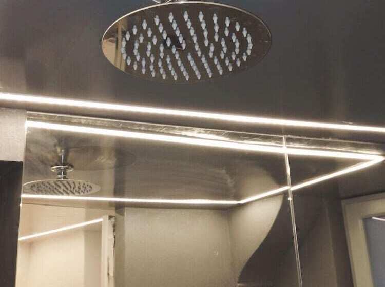 هتل Navona Vita Suites