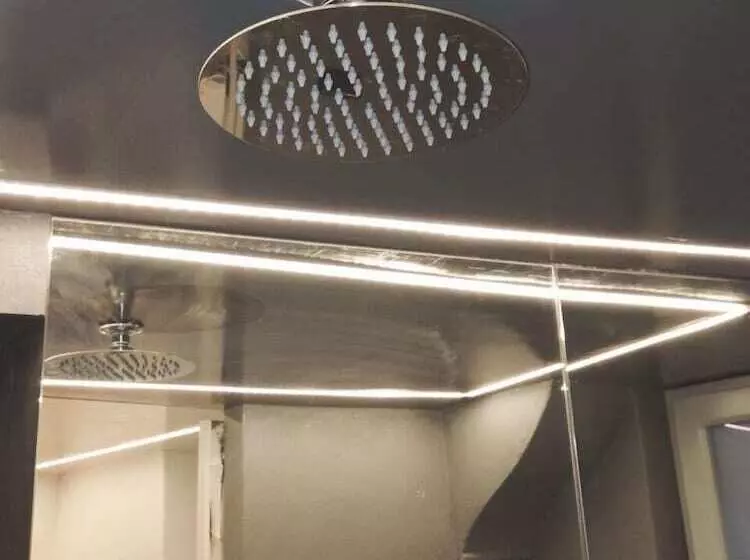 هتل Navona Vita Suites