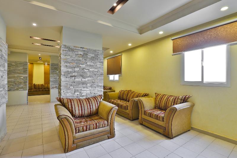 Отель Oyo 385 Qamar Residential Units