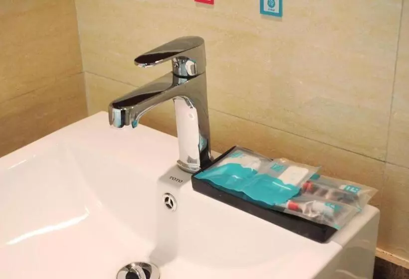 Pai Hotels·zanhuang Bus Station