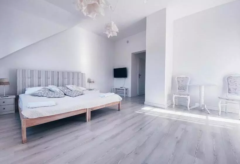 Hotelli Piławski Dwór