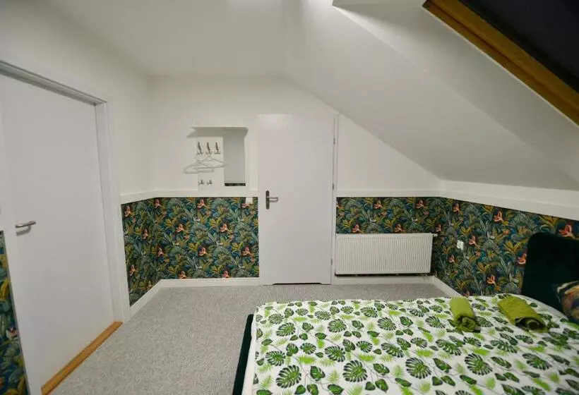 ホテル Pokoje Gościnne U Klimosza