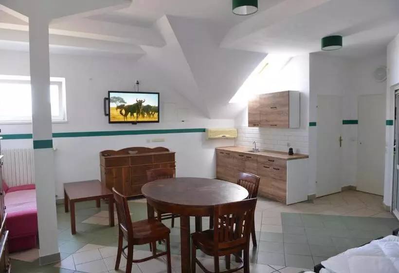 ホテル Pokoje Gościnne U Klimosza