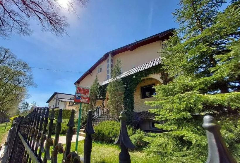 Pensjonat U żółtego   Przełazy Lubuskie 1,d