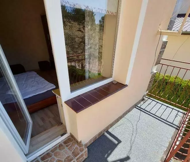 Pensjonat U żółtego   Przełazy Lubuskie 1,d