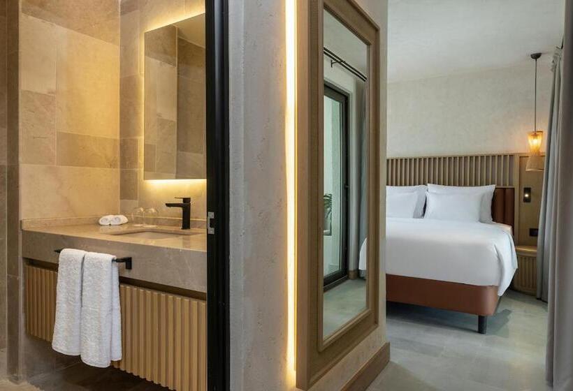 Radisson Blu Hotel, Kas