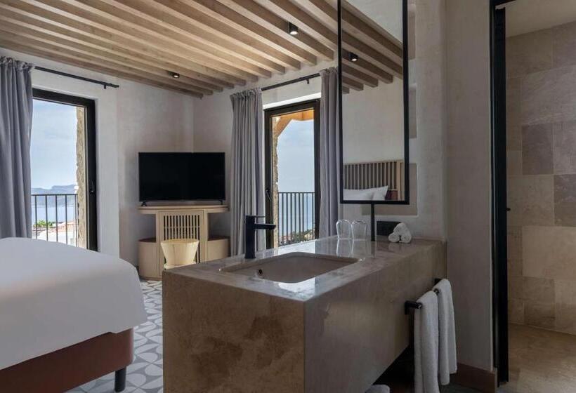 Radisson Blu Hotel, Kas