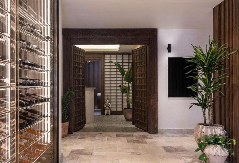 Radisson Blu Hotel, Kas