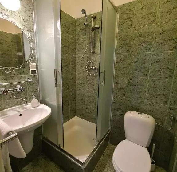 Retkeilymaja Sukiennice Międzylesie