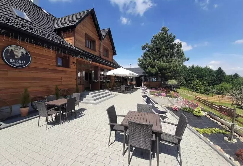 Aamiaismajoitus (B&B) Bacówka Na Zadzielu