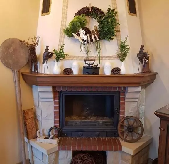 Aamiaismajoitus (B&B) Bacówka Na Zadzielu