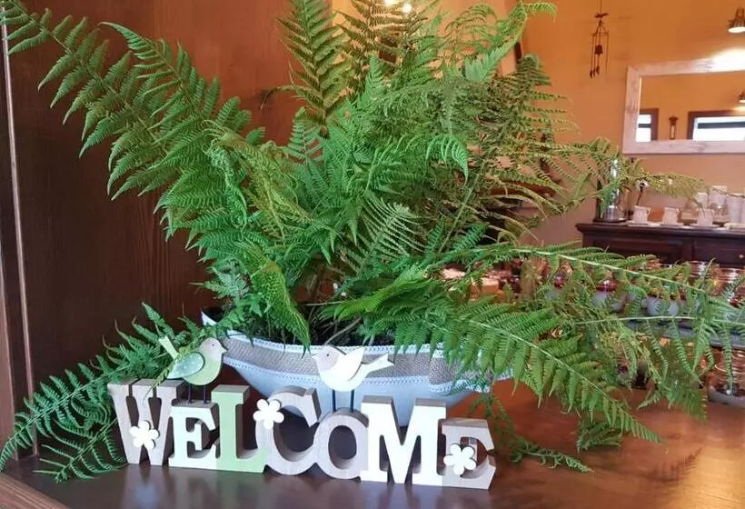 Aamiaismajoitus (B&B) Bacówka Na Zadzielu