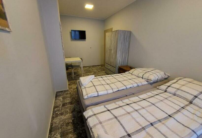 Hostel Centrum Kamienica 1924