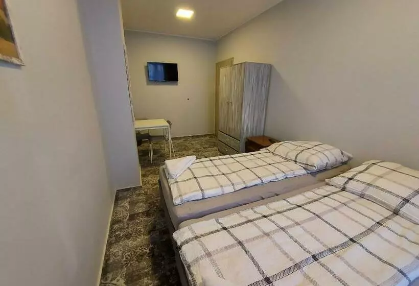 Hostel Centrum Kamienica 1924