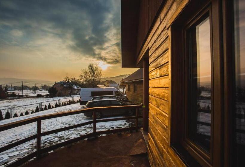 ホテル Agroturystyka Pawlikówka