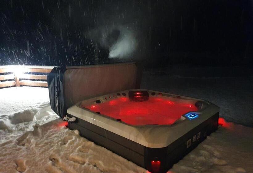 호텔 Mana Village   Jacuzzi & Sauna